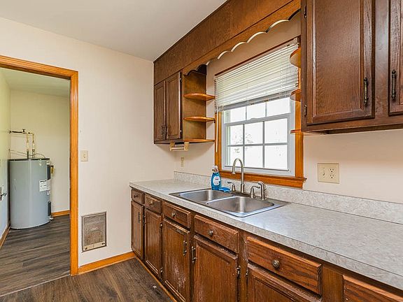 4th image of 3316 Nomini Hall Rd