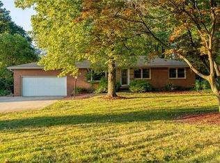 6817 Portage St NW, North Canton, OH 44720