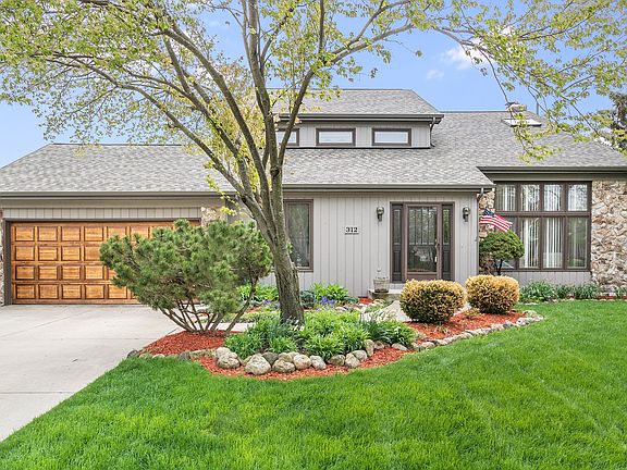 2nd image of 312 Woodside Dr