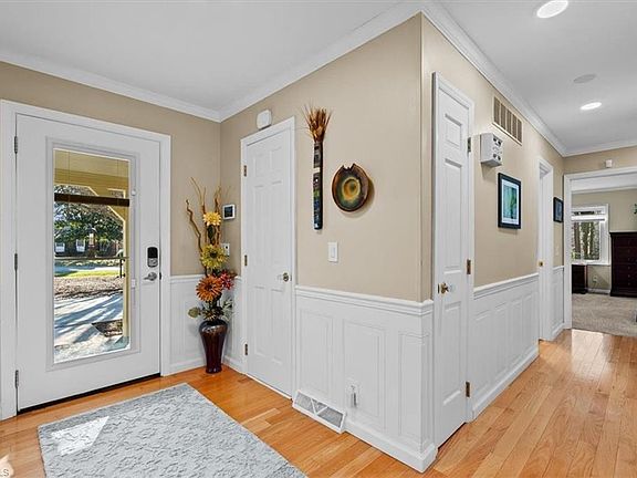 2nd image of 4505 Indian Wells Dr