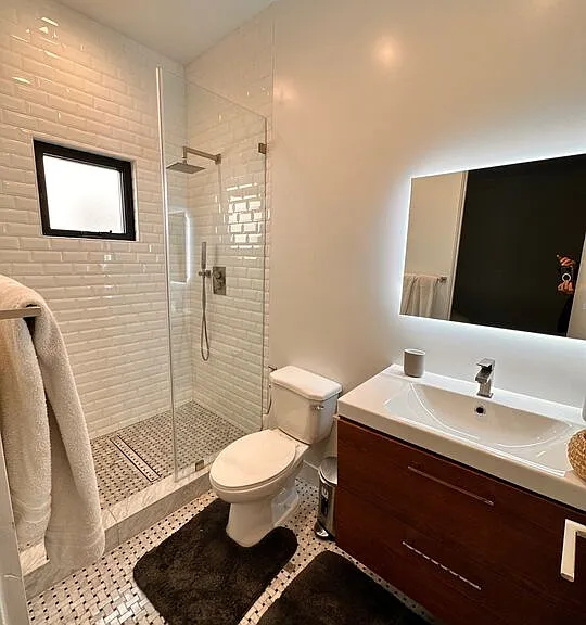 418 N Stanley Ave #420 — Photo 25