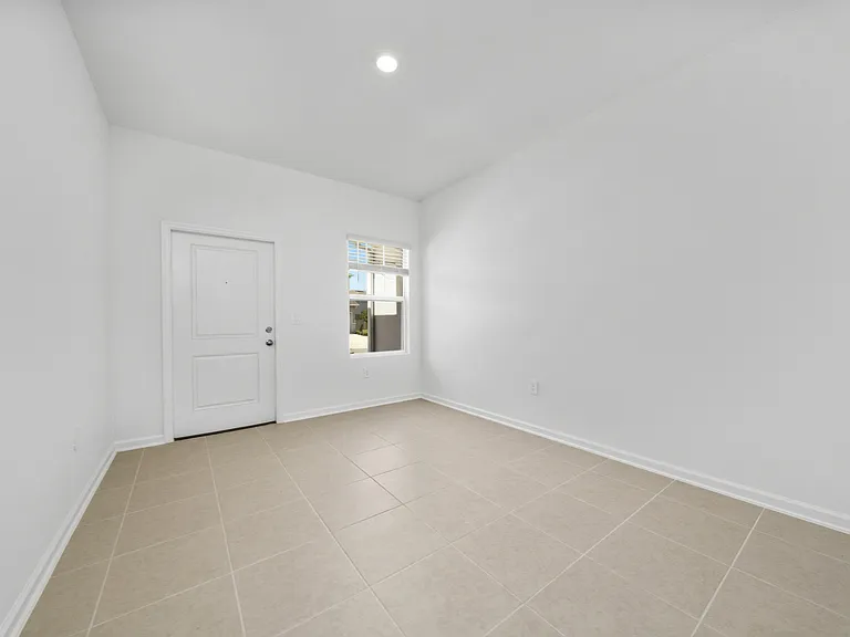2575 Skyline Loop — Photo 10