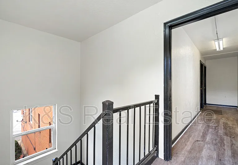 142-144 W 9th Ave #142-2 — Photo 13