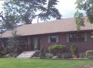 1332 Green St, Hillsborough, NJ 08844