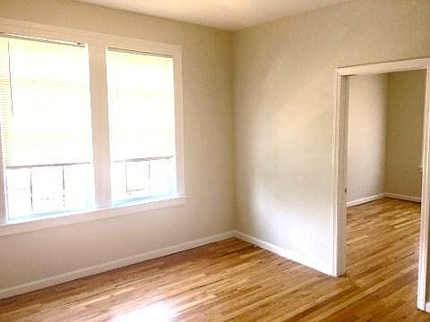3rd image of 8931 213th St