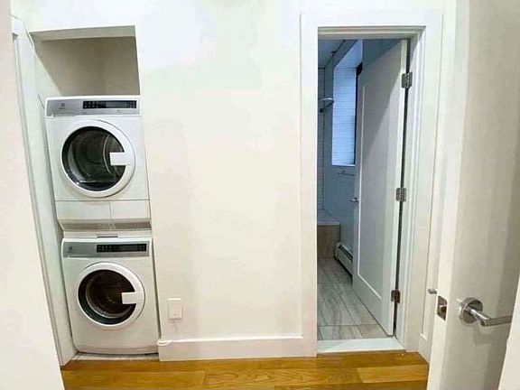 4th image of 56 W 127th St #2R
