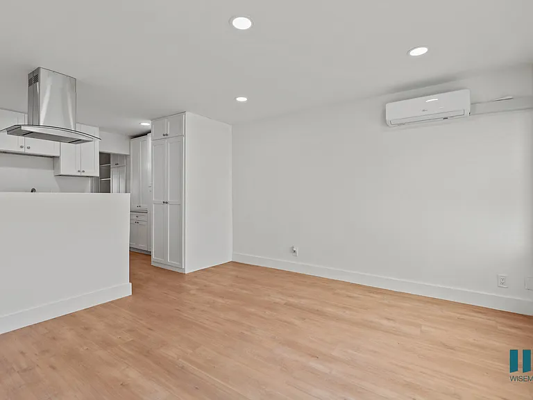 Dining Room with Recessed Lighting and Vinyl Flooring