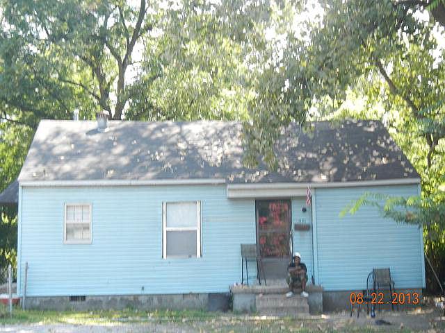 2nd image of 1803 Scottwood St