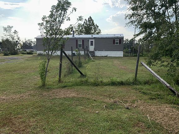 2nd image of 10424 Highway 2301