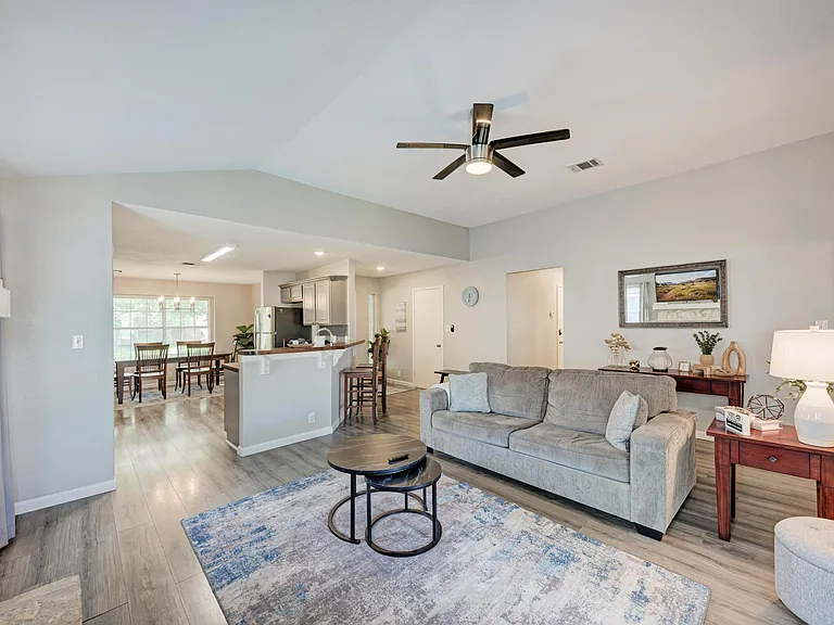2022 Balsam Way — Photo 8