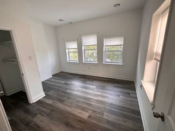 4th image of 4931 Walnut St Floor 3