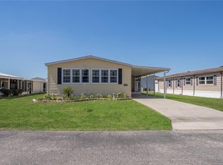 5639 Pawnee St, Zephyrhills, FL 33542