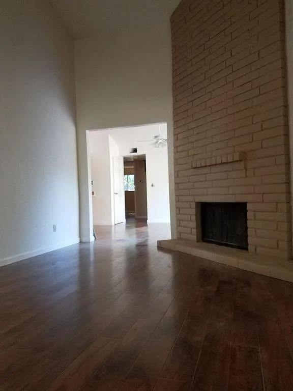 2 bed, 1200 sqft, $1,700 — Photo 4