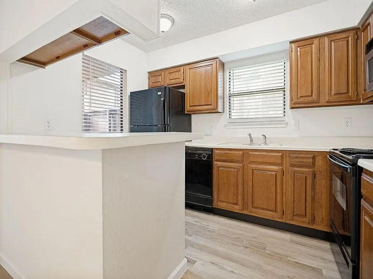 1200 Harwell Dr #1910 — Photo 5