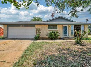 1332 SE Clover Ln, Lawton, OK 73501