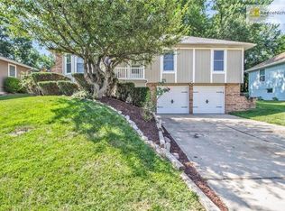 2928 SW Moore St, Blue Springs, MO 64015