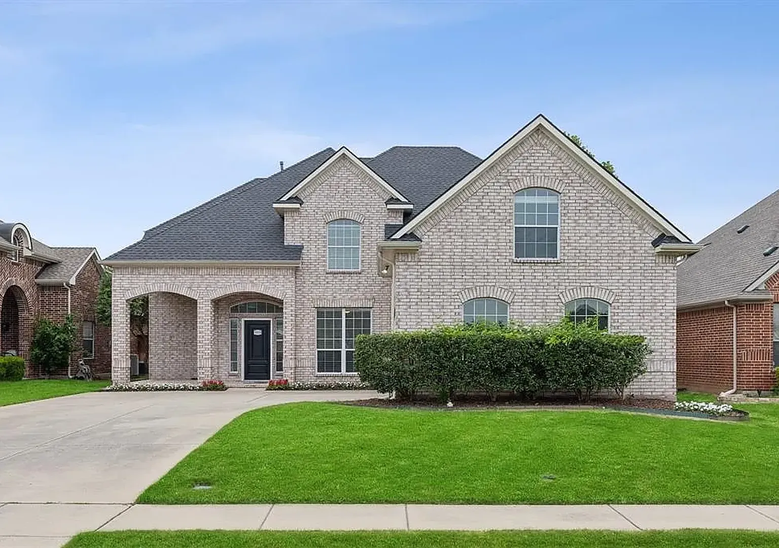 Experience refined living in Hillside at Winding Creek community-$500 off second month's rent mov... — Photo 2