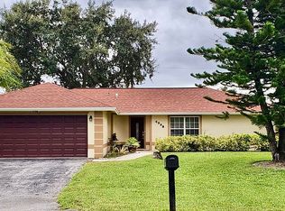 4998 17th Ave SW, Naples, FL 34116