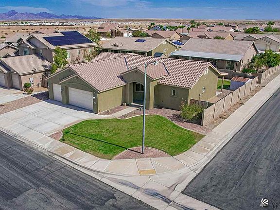 2nd image of 7941 E 36th Pl
