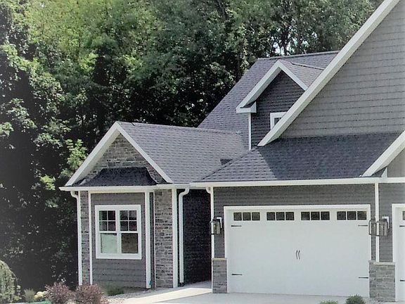 2nd image of 1190 Lochaven Cir #6A