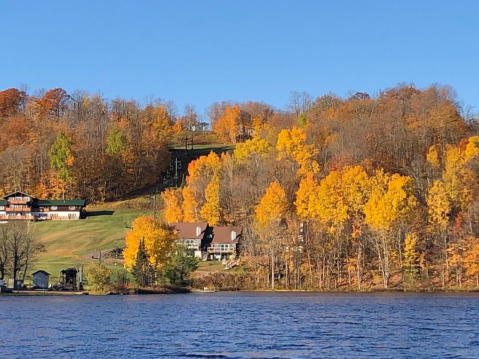 Duplex on Weber Lake and Skye Golf Course