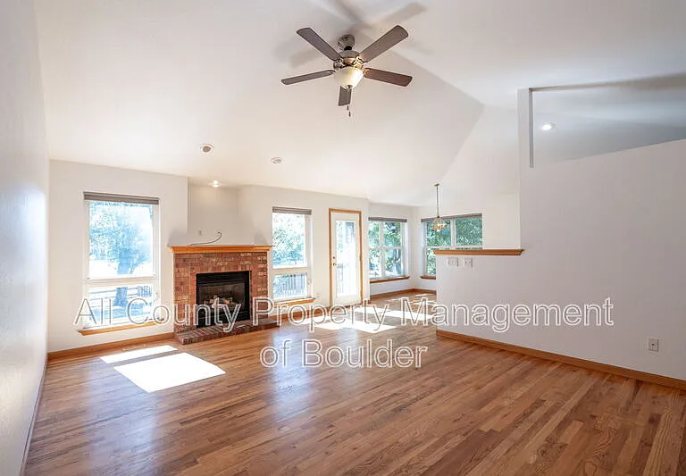 2658 Serena Dr — Photo 3
