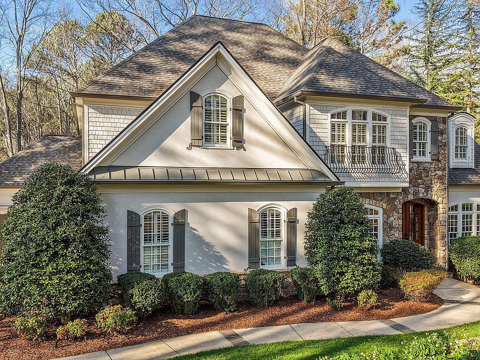 1st image of 1325 Caistor Ln