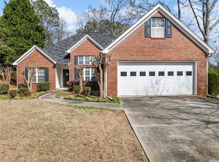 3595 Weeping Willow Ln, Loganville, GA 30052