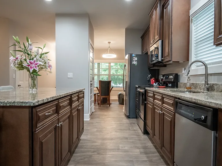 436 Park West Blvd — Photo 6