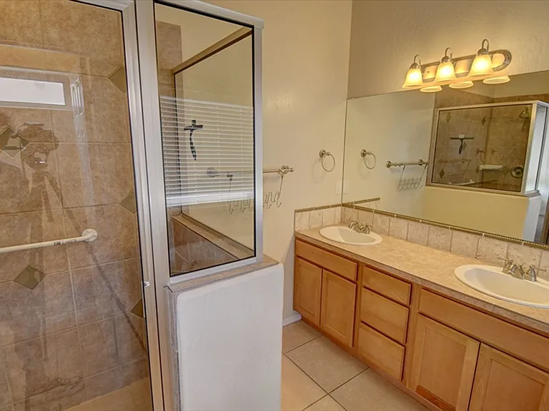 5512 Costa Uerde Rd NW — Photo 8