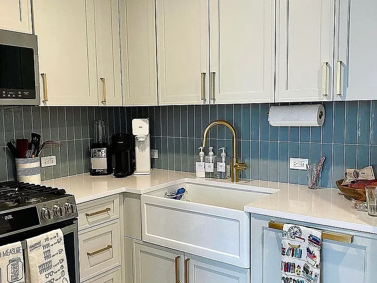 241 E 76th St #4G — Photo 6