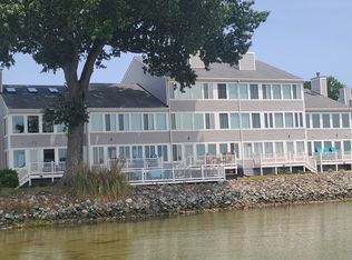 375 Callis Wharf Rd #204, Grimstead, VA 23064