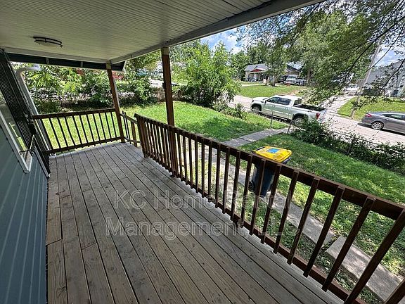 5th image of 4438 Bales Ave