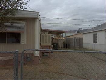 2nd image of 1867 Oliver Dr