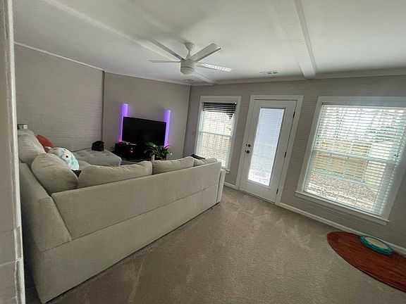5th image of 3221 Regents Park Ln Unit C