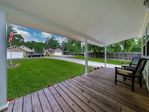 3rd image of 900 Franconia Dr