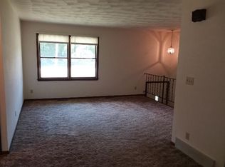 87 Fredonia Rd, Greenville, PA 16125