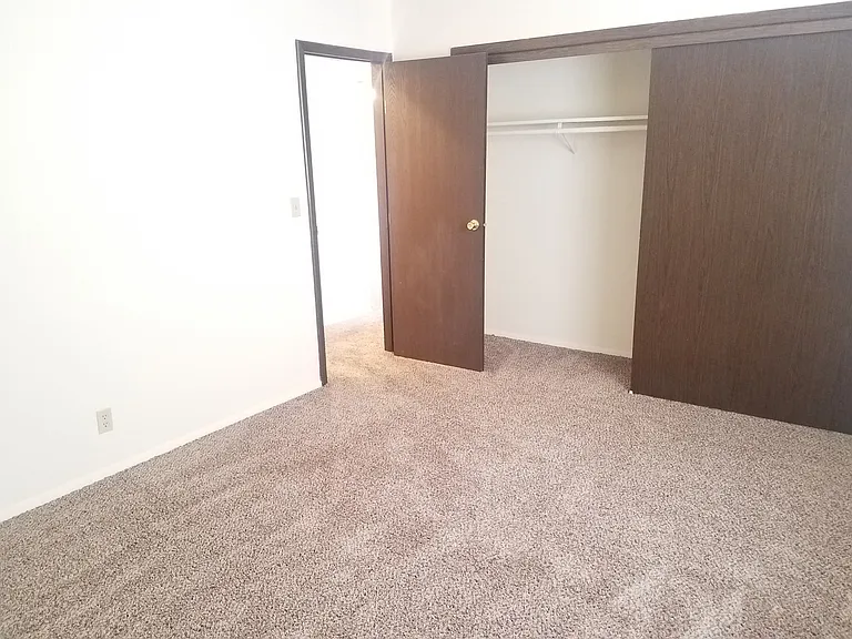 Kimberly Club Apartments — Photo 119