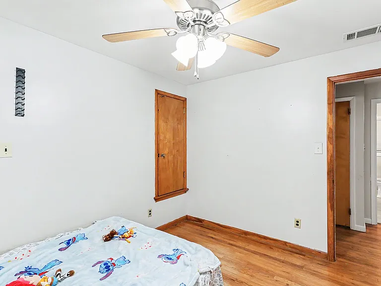 103 Maple Ave — Photo 15