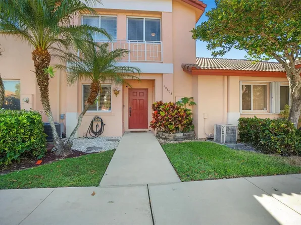 20803 NW 1st St, Pembroke Pines, FL 33029