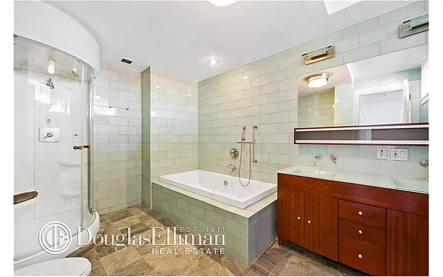 Rented by Douglas Elliman | media 18