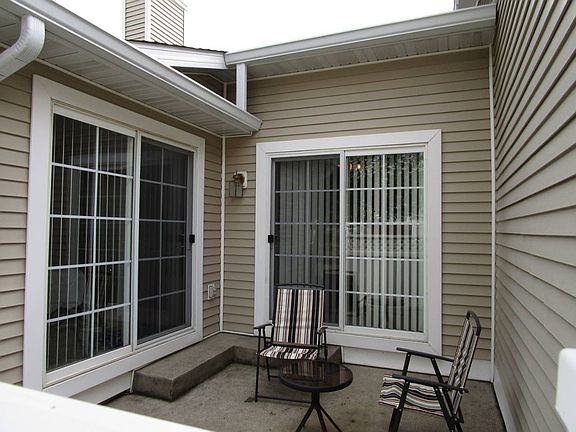 5th image of 9512 Fir Ln