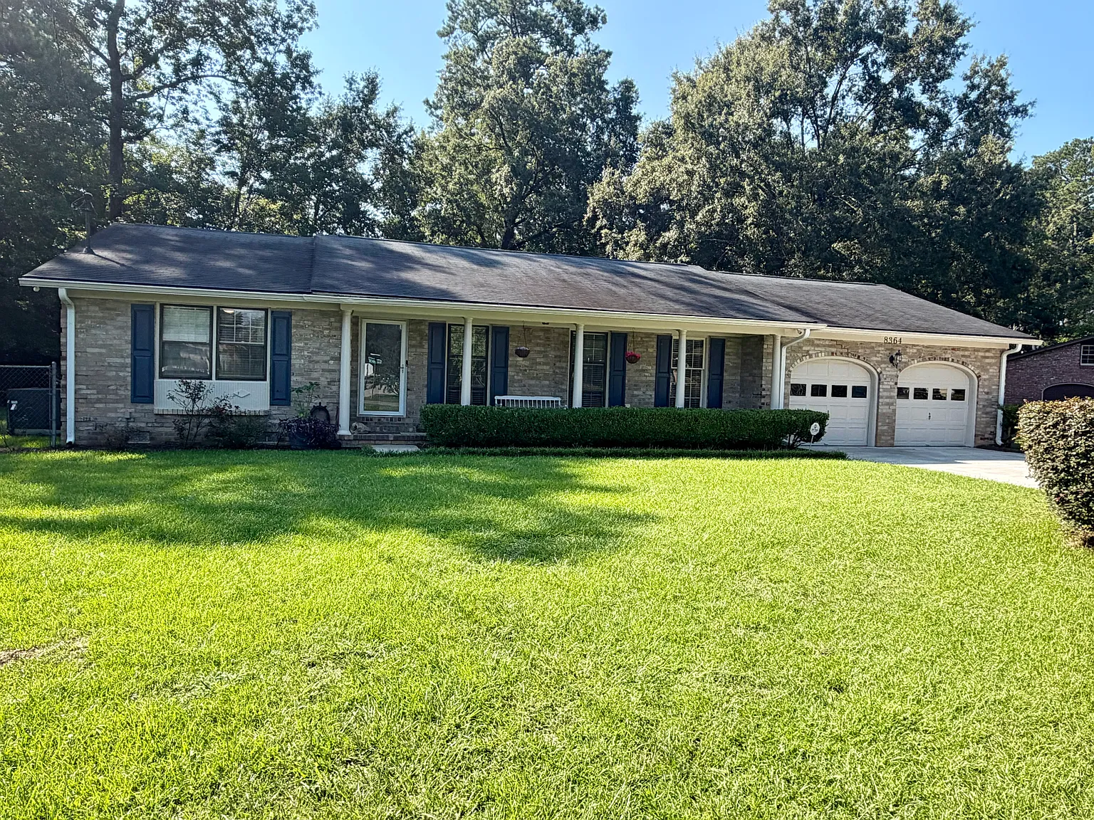 8364 Greenridge Rd — Photo 3