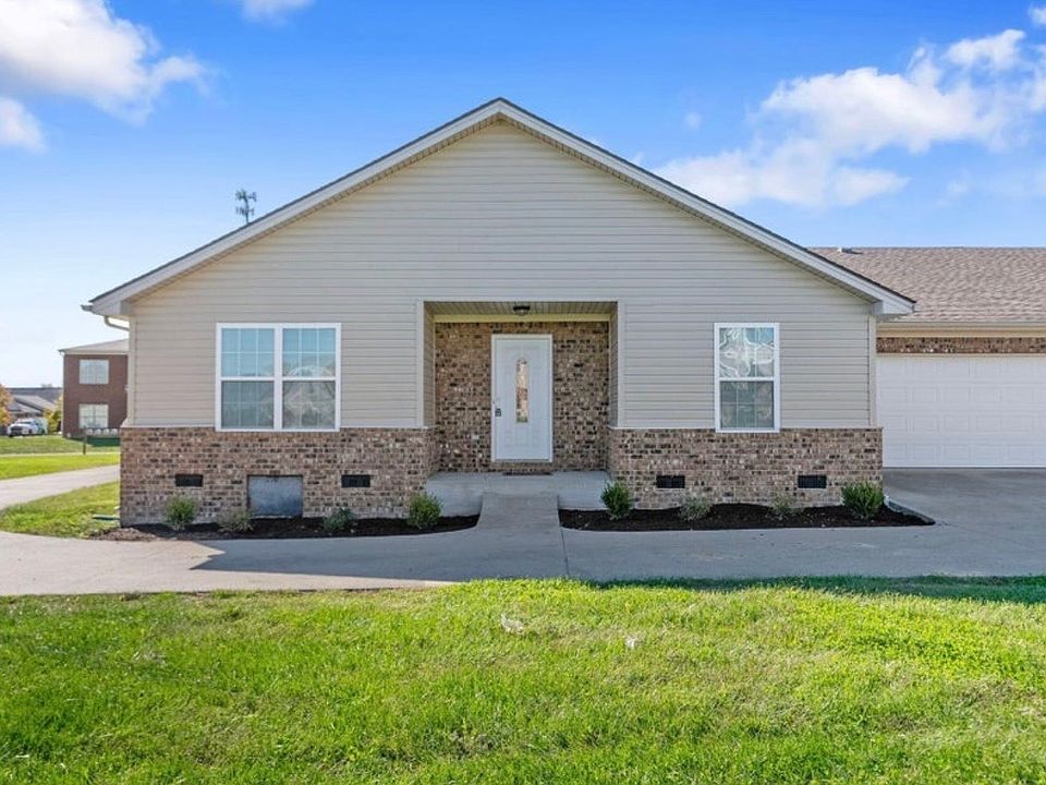 1st image of 579 Regency Cir