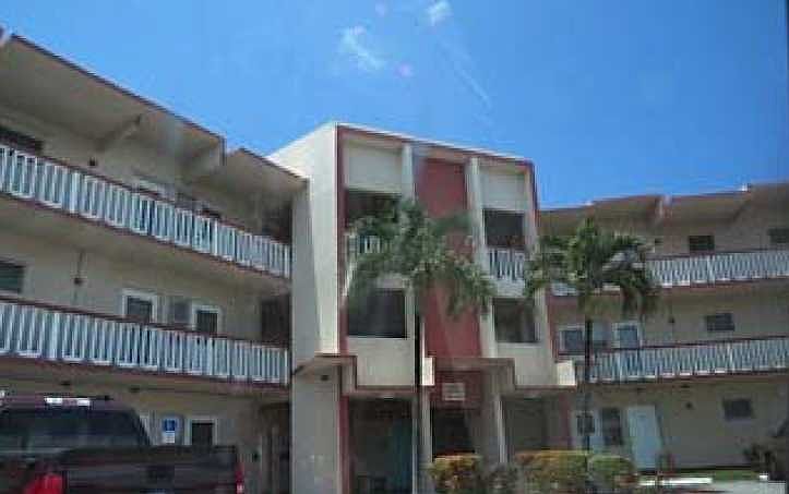 1st image of 2223 Park Ln APT 209