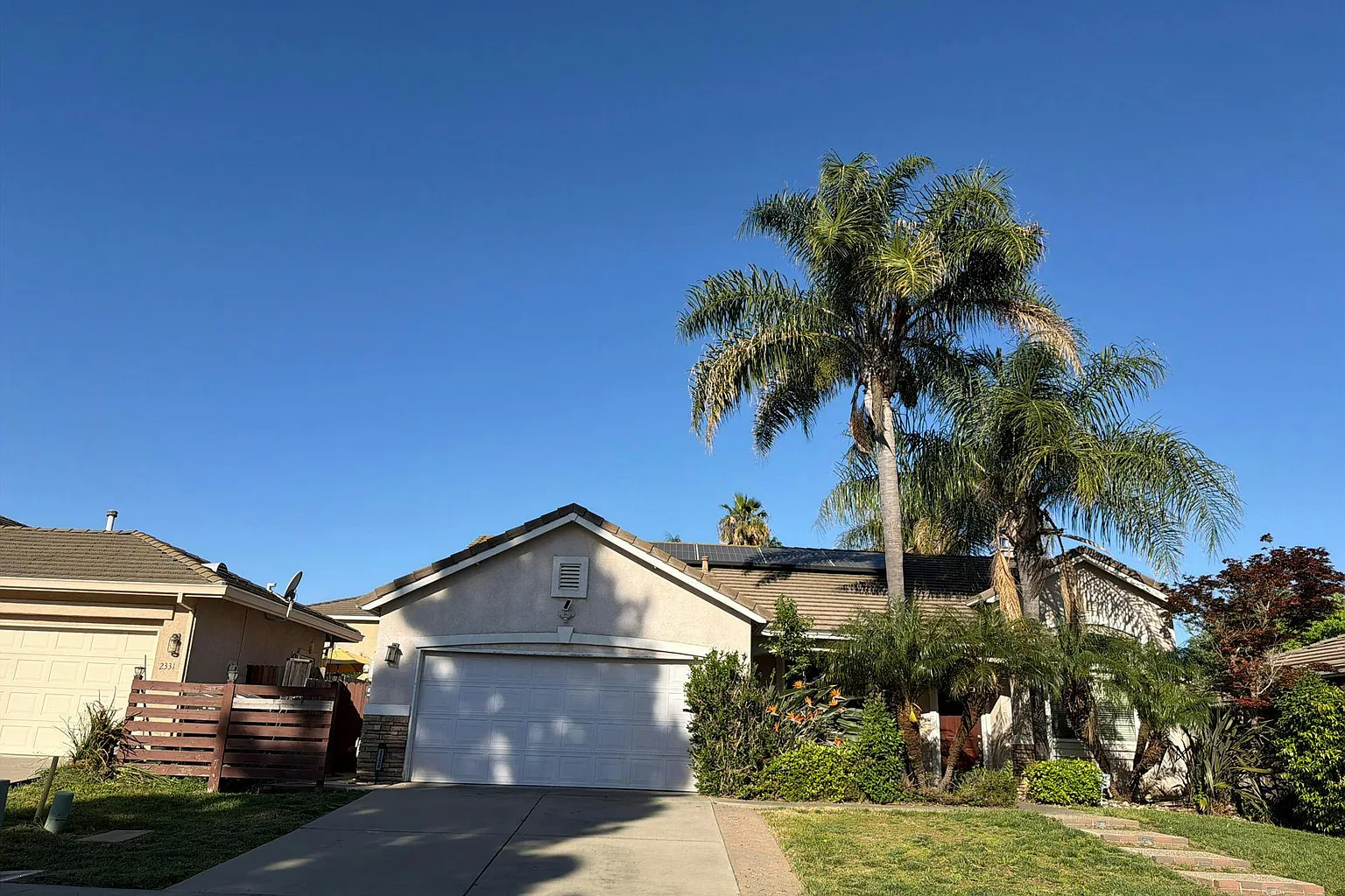 2339 Marina Glen Way photo 1