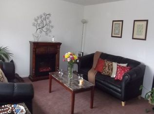 440 Pembroke Rd, Valparaiso, IN 46385