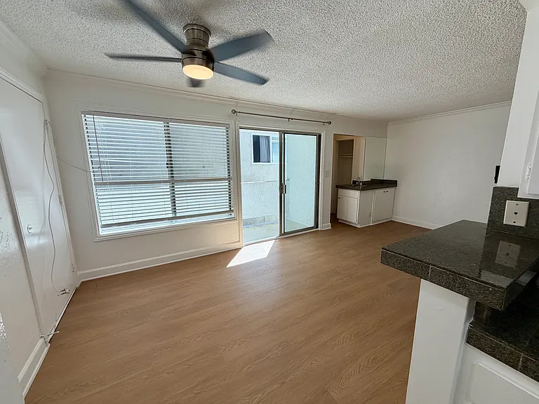 332 Culver Blvd #4 — Photo 12