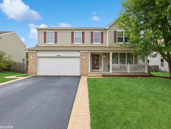 9938 Bedford Dr, Huntley, IL 60142
