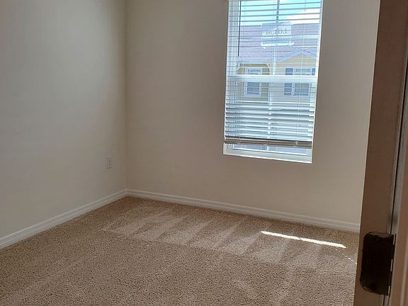 5th image of 51 Bella Oaks Dr
